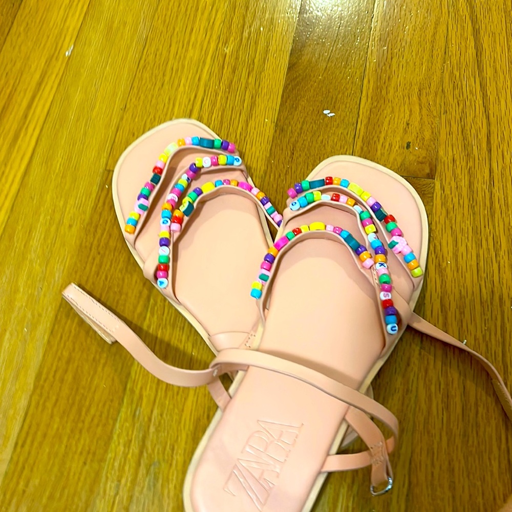 So pretty and colorful good for a vacation